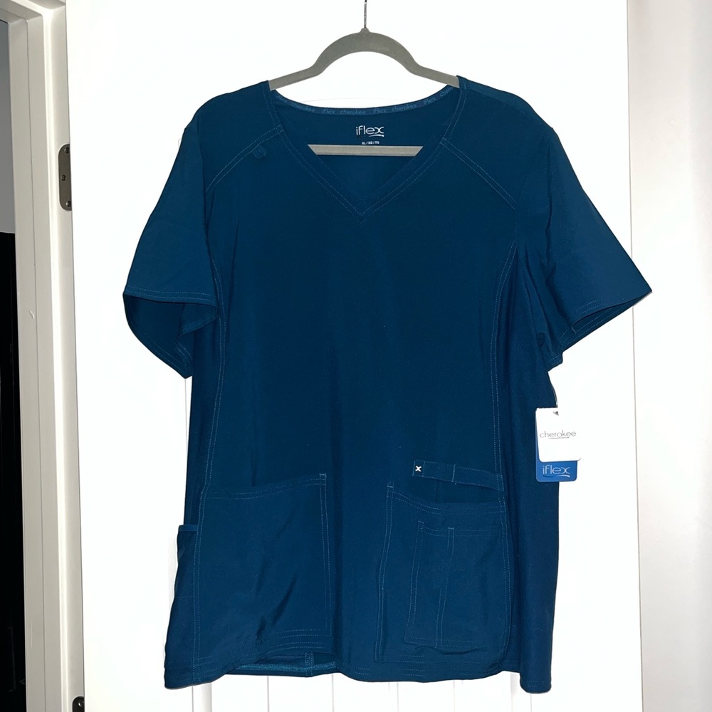 NWT Cherokee iFlex Women’s Scrub Top (XL)